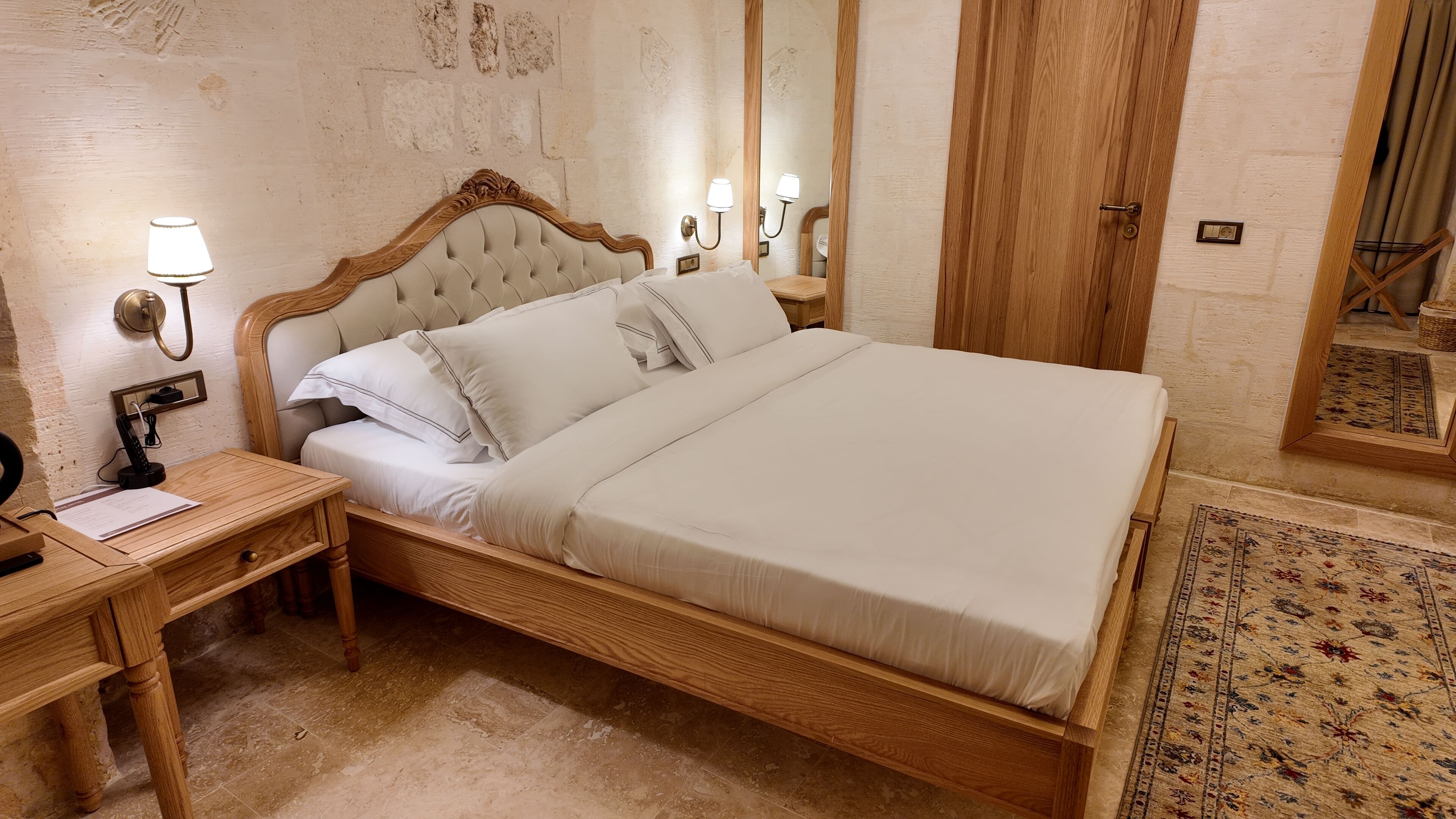 Iron/ironing board, free WiFi