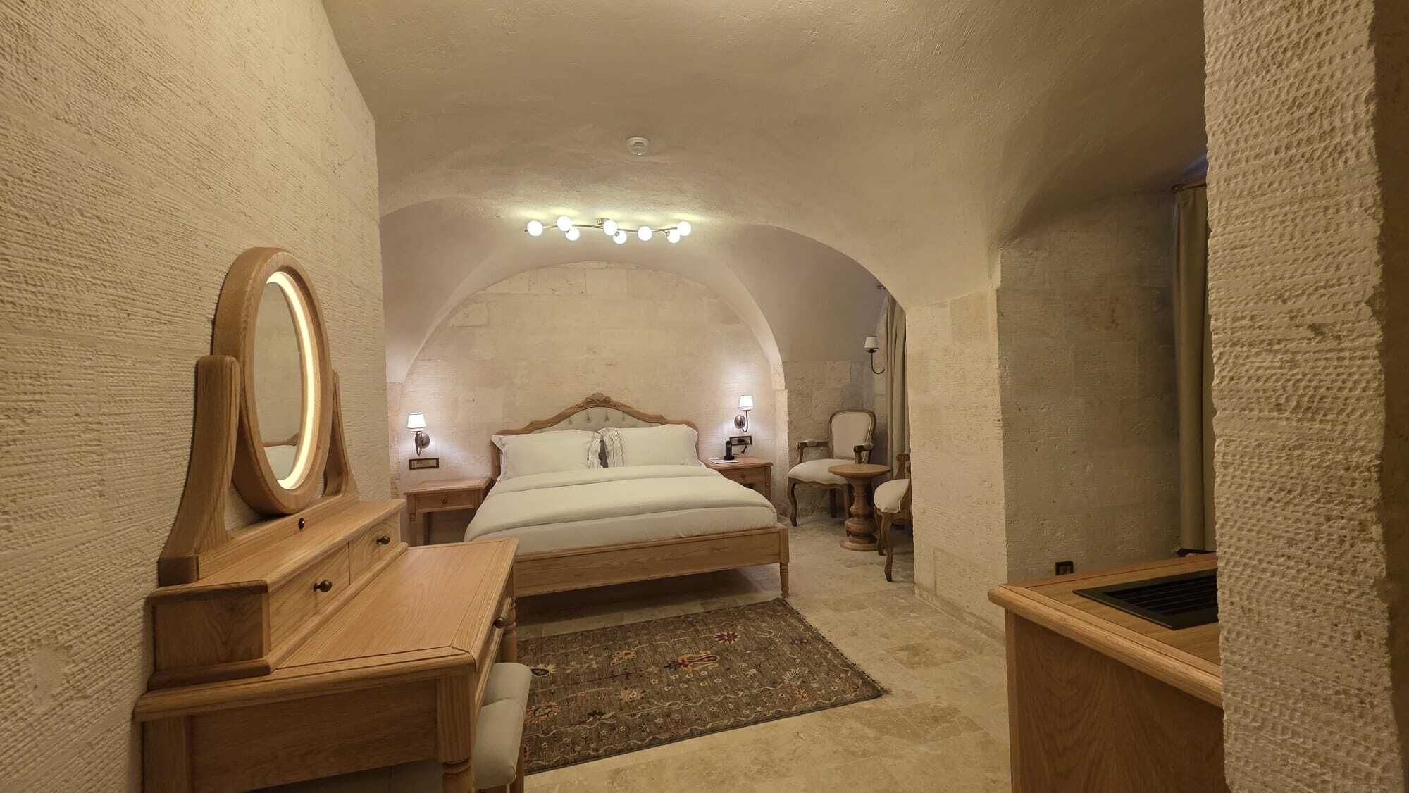 Habitación de lujo | Tabla de planchar con plancha y wifi gratis 