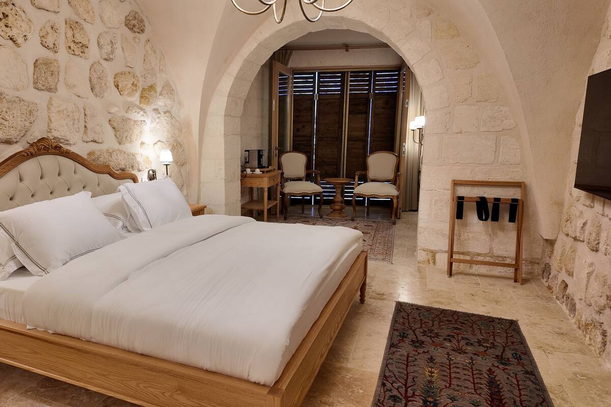 King Room | Ropa de cama de alta calidad, minibar, sistema de insonorización