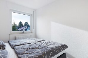 2 makuuhuonetta, Wi-Fi, vuodevaatteet