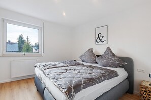 2 Schlafzimmer, WLAN, Bettwäsche