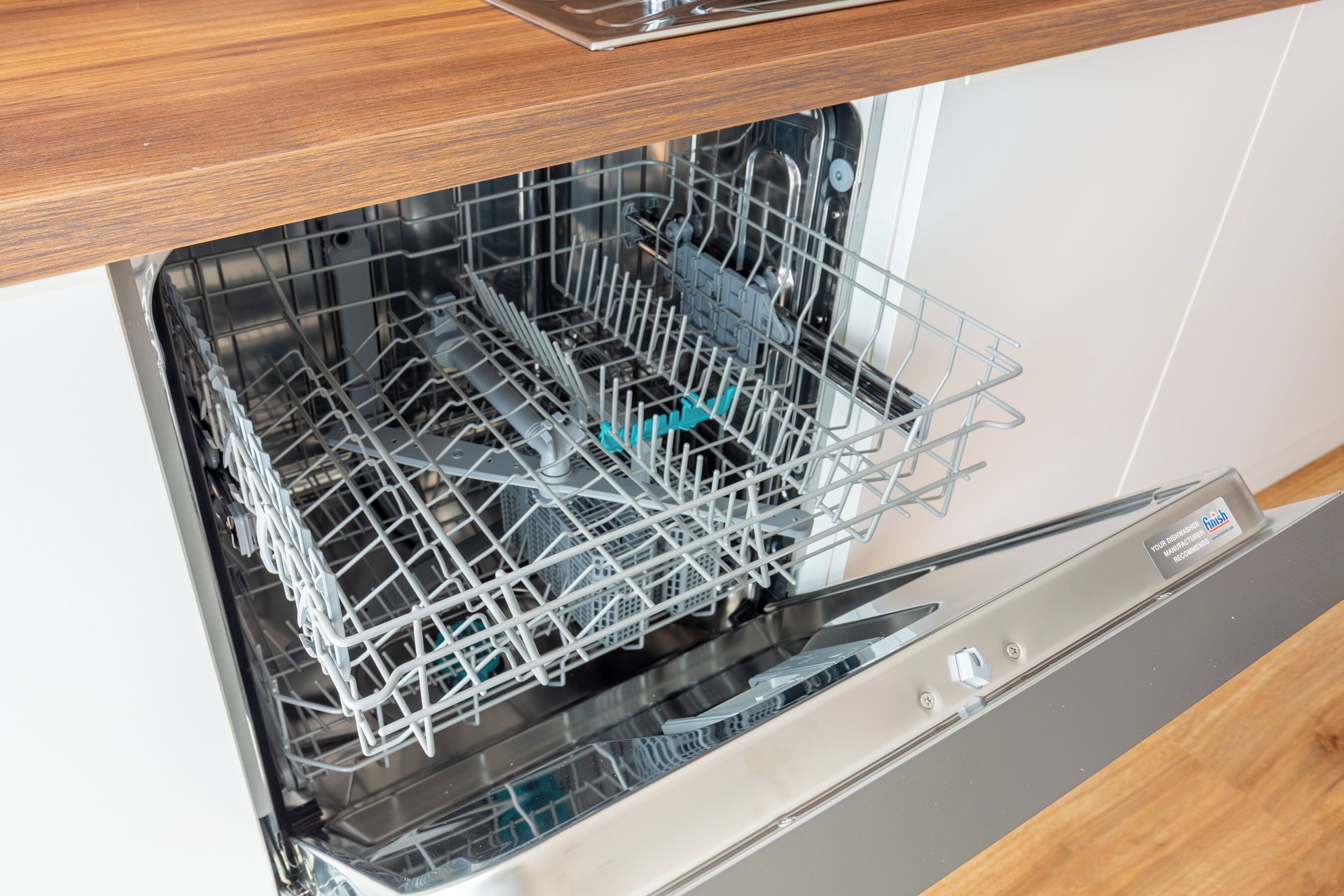 Espressomaskine, kaffe-/temaskine, elkedel, højstol