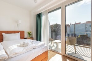 Superior-lejlighed - 2 soveværelser - balkon - udsigt til have | Spisestue