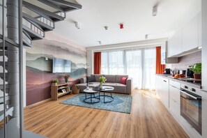 Appartement Supérieur, 2 chambres, balcon, vue jardin | Salle à manger