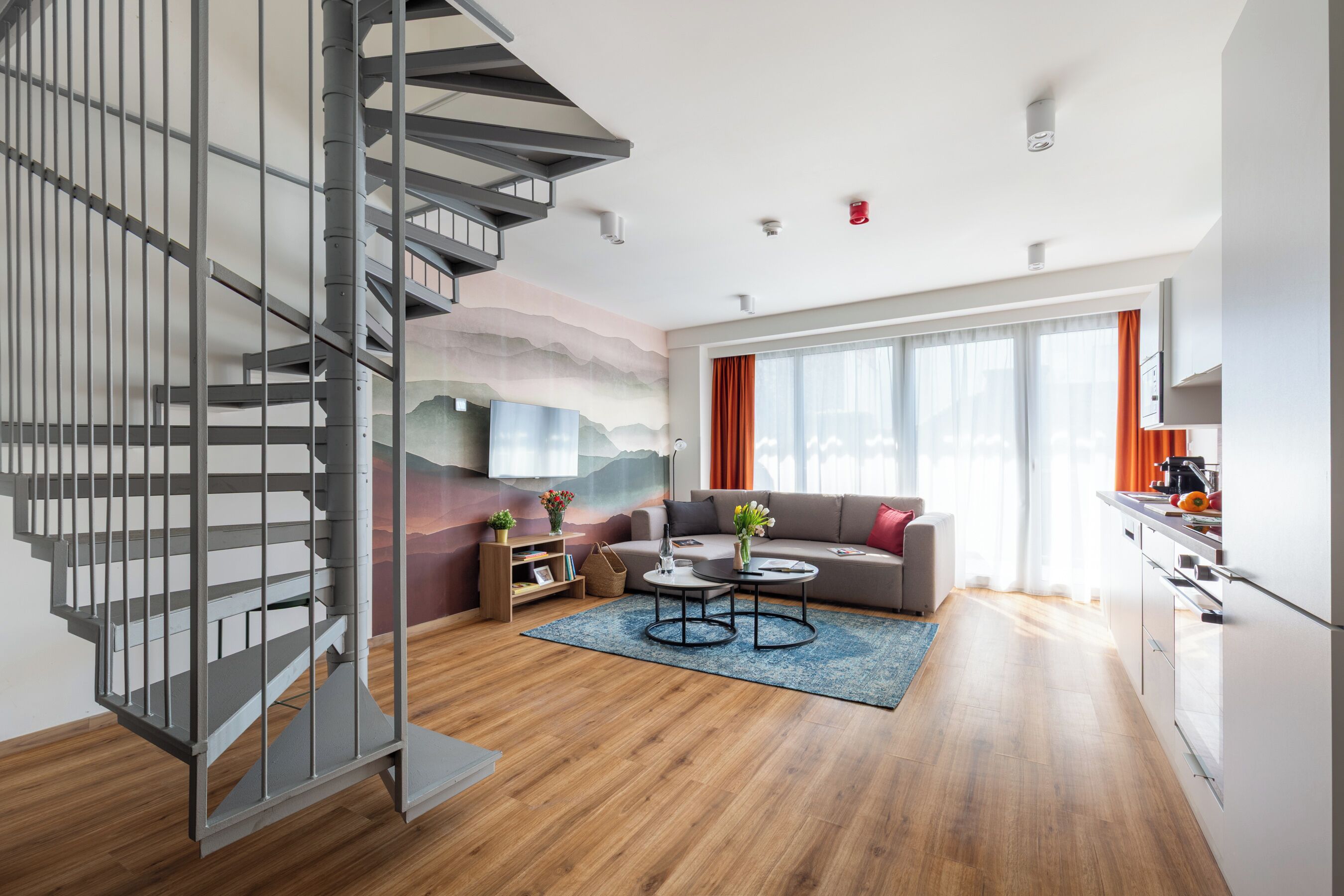 Superior Apartment, 2 Bedrooms, Balcony, Garden View | Dining room