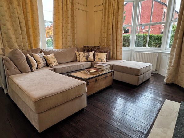 Unclassified image, 1 of 60, button