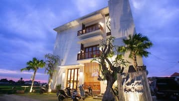 Mặt tiền nơi lưu trú