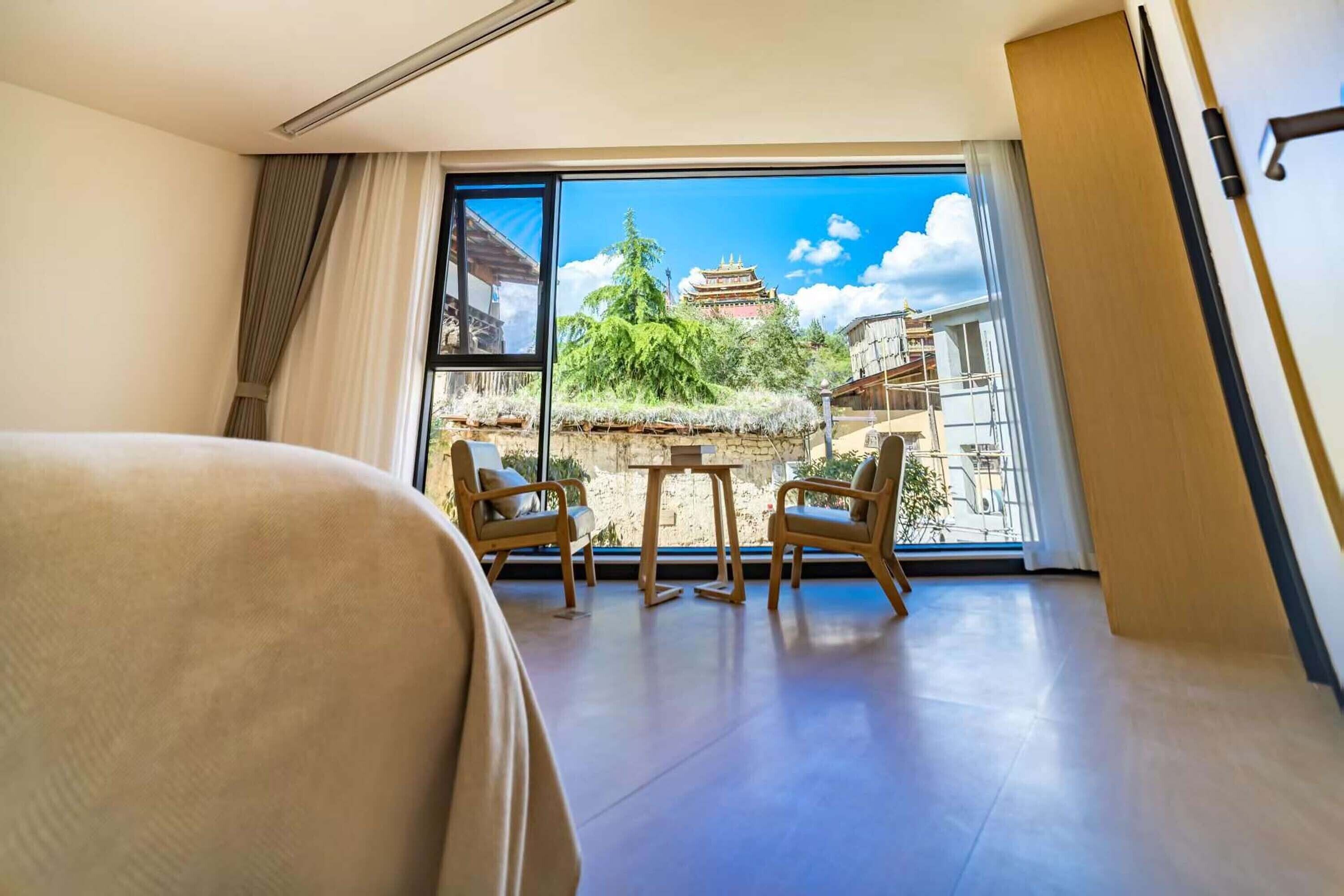 Signature Twin Room, City View | View from room