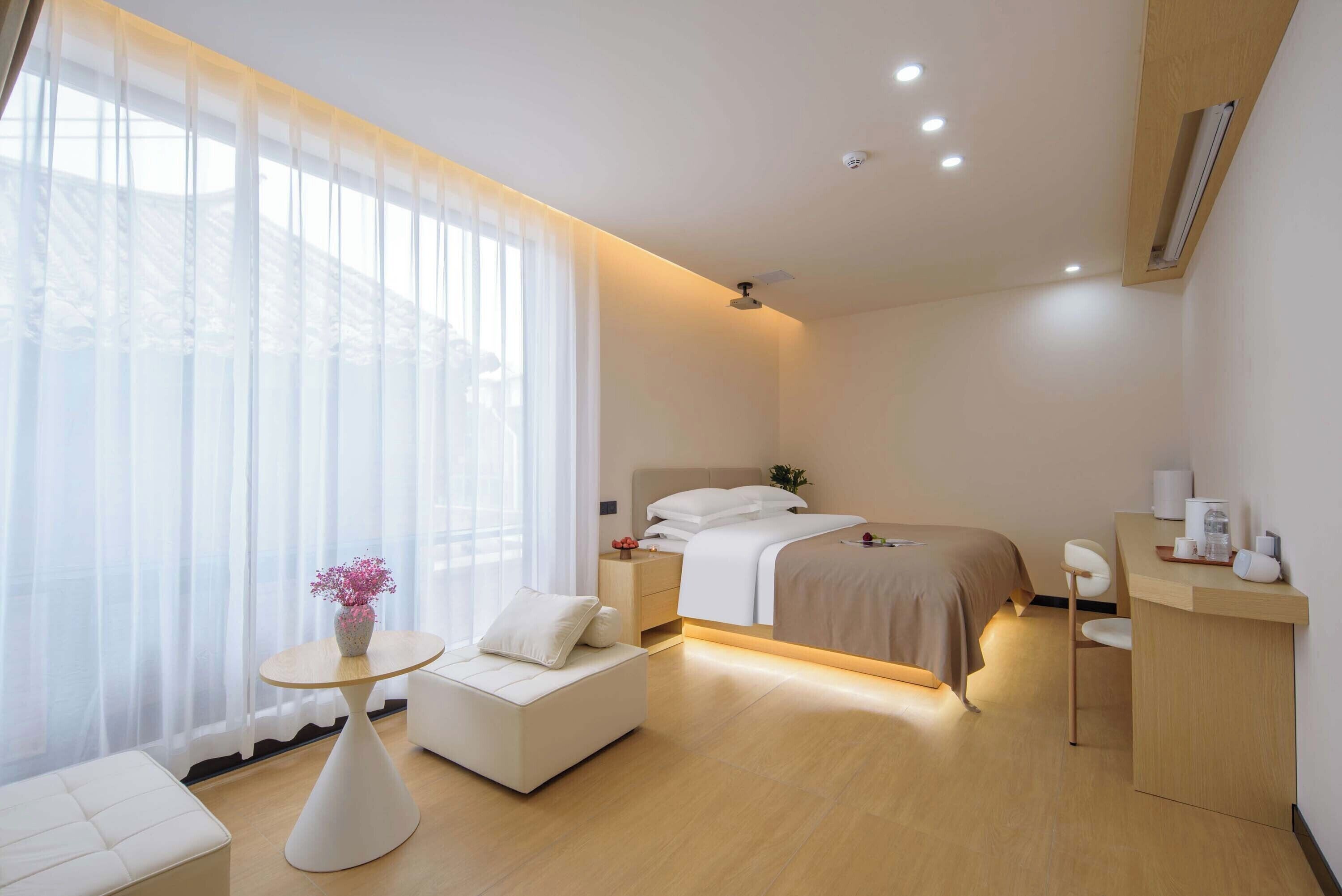 Phòng đôi Superior | Trang trí khác biệt, trang bị nội thất với thiết kế riêng biệt 