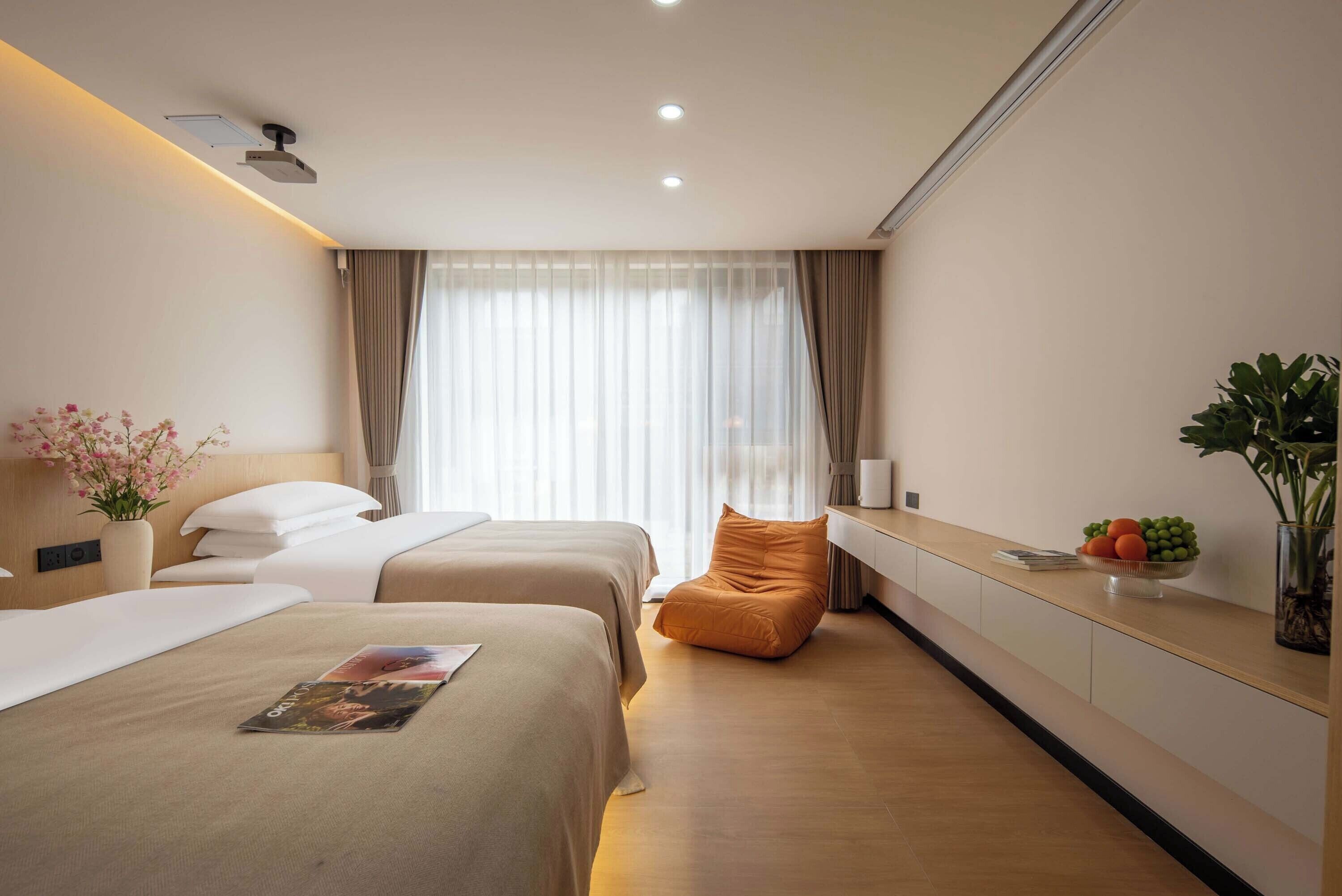 Phòng 2 giường đơn Tiêu chuẩn | Trang trí khác biệt, trang bị nội thất với thiết kế riêng biệt 