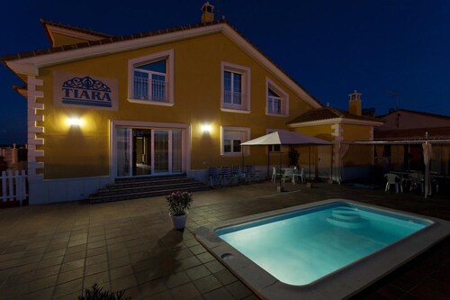 Tiara Vacaciones: Your Ideal Group Retreat in Castilla