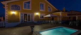 Tiara Vacaciones: Your Ideal Group Retreat in Castilla