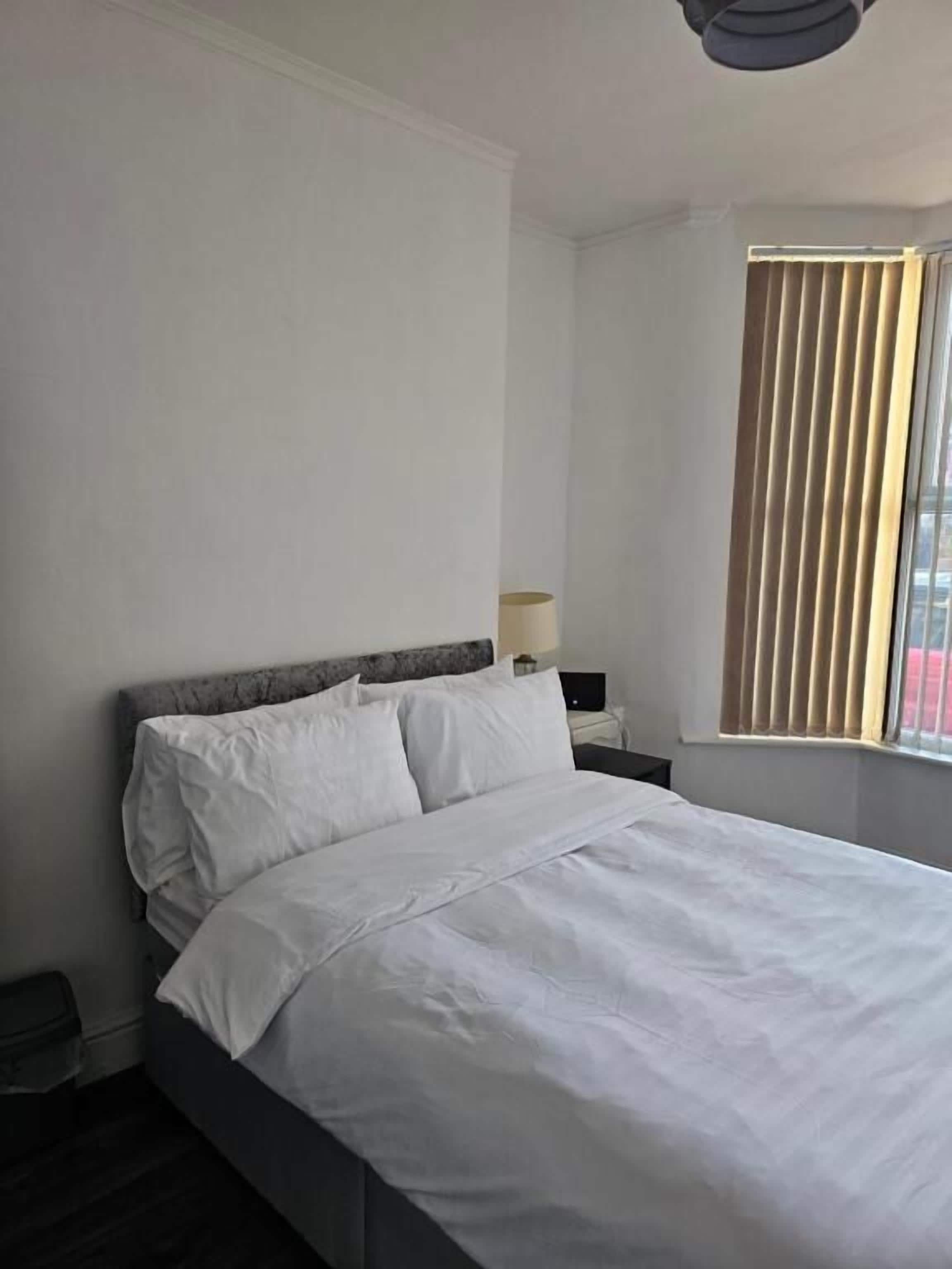 4 bedrooms