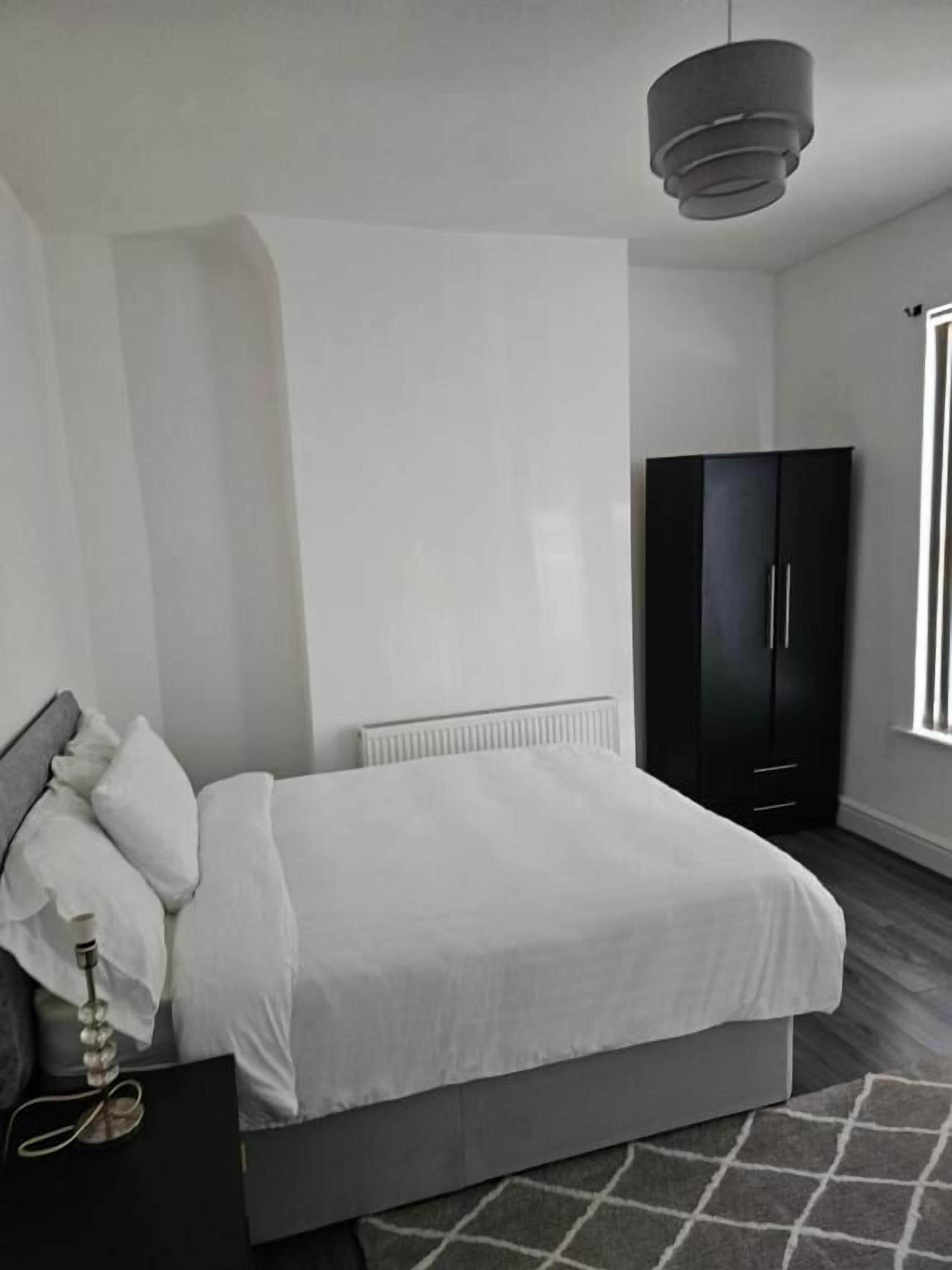 Apartment, 4 Schlafzimmer