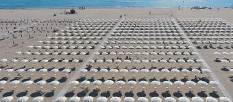 Cosy apartment in villa for 4 guests with pool, A/C, WIFI, TV, terrace and pets allowed