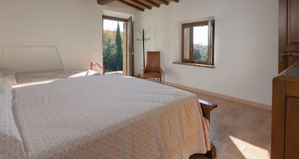 Wonderful private villa for 8 people with A/C, WIFI, TV, patio and pets allowed