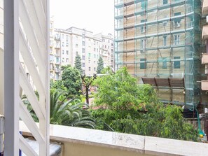 Property grounds - Nice apartment for 3 guests with A/C, WIFI, TV and balcony (Rome)
