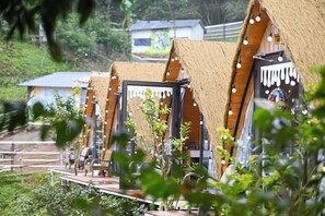 Signature szoba kétszemélyes ággyal, kilátással a kertre | Ingyenes wifi