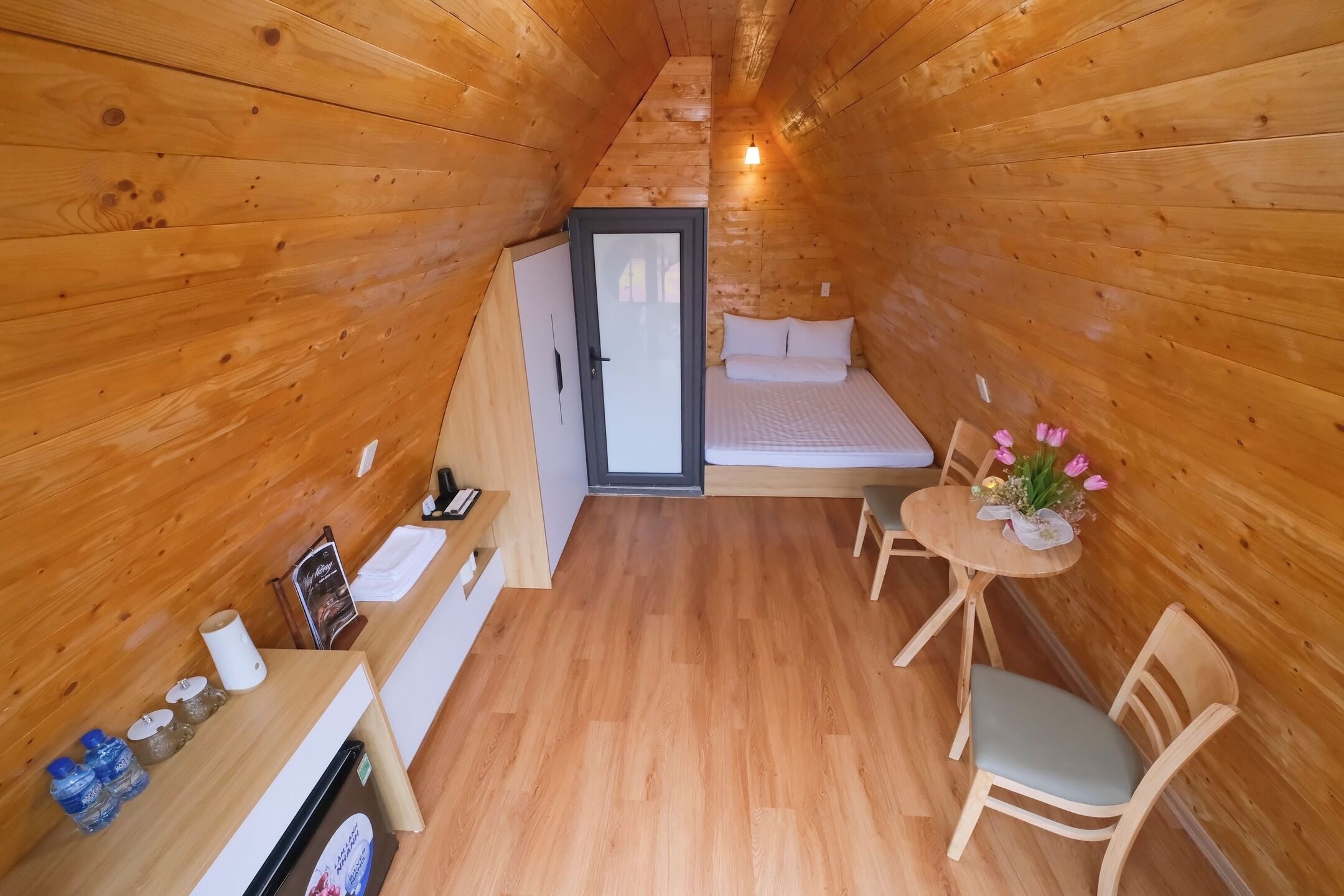 Signature Double Room, Garden View | Terrace/patio