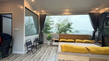 Family Quadruple Room, Garden View | Soundproofing, free WiFi, bed sheets