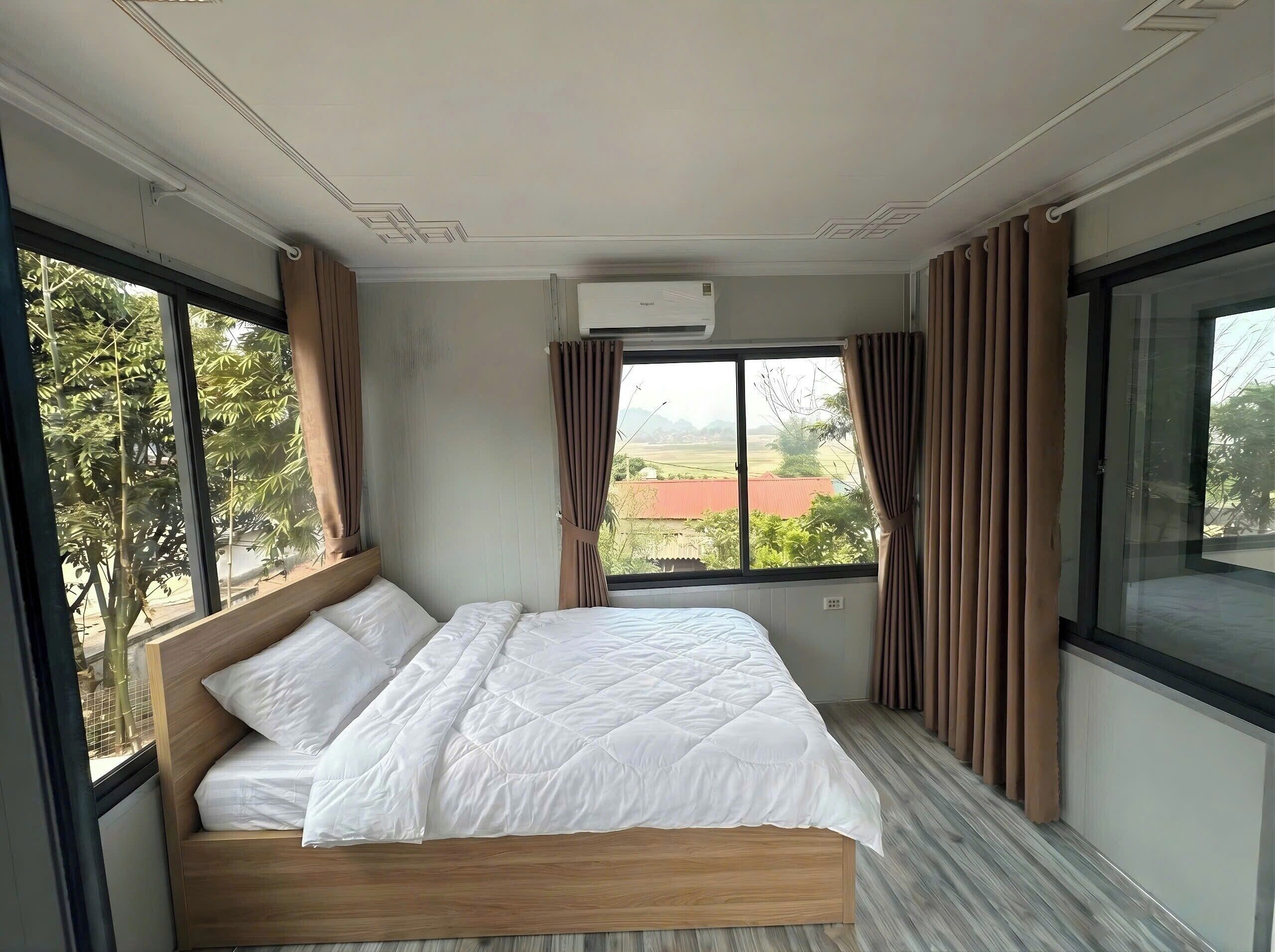 Family Quadruple Room, Garden View | Soundproofing, free WiFi