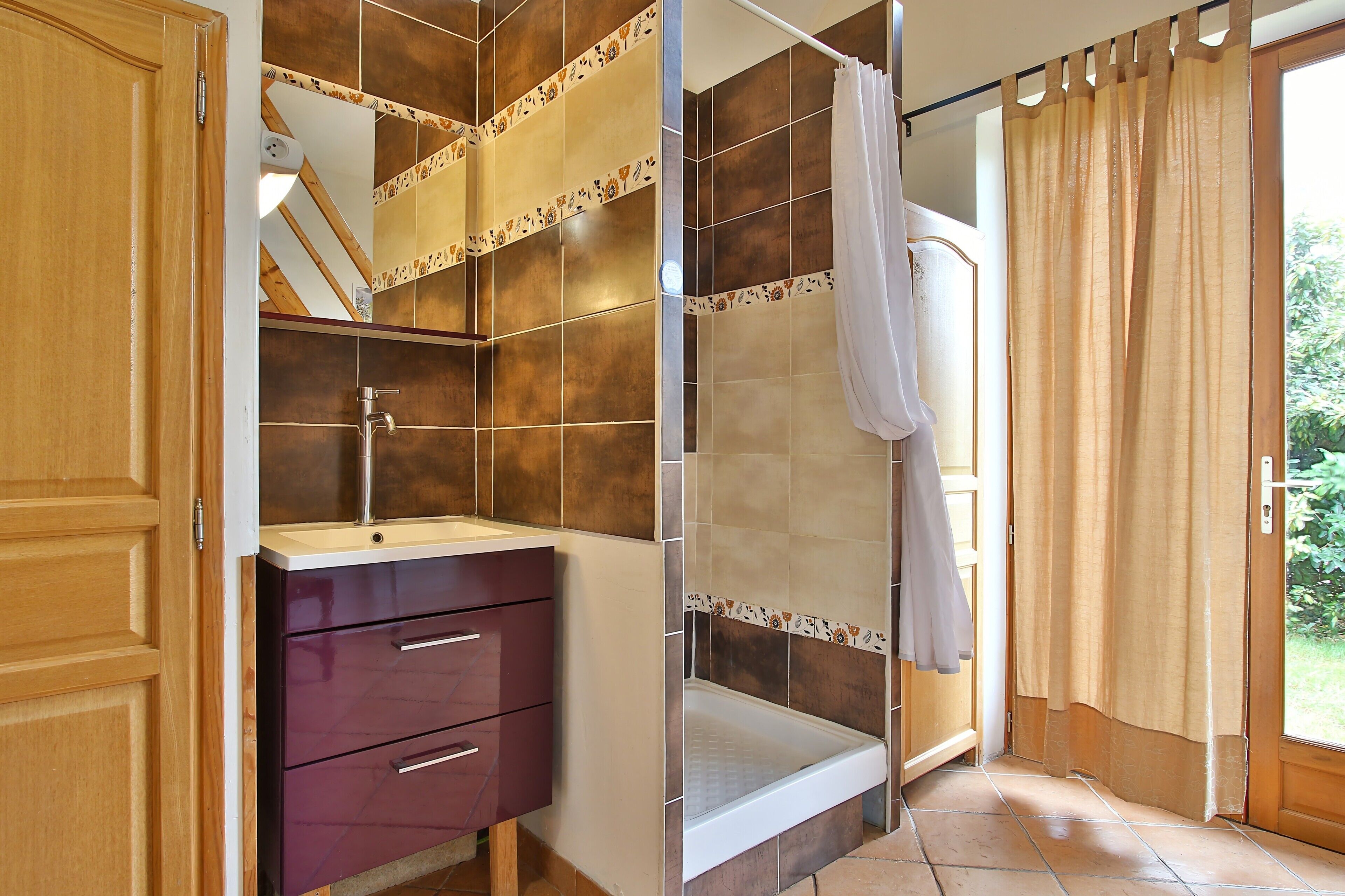 Shower, hair dryer