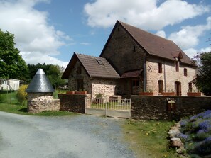 Exterior - La Ferme de la Baconnerie, Gite la Cidrerie – Spacious House for Groups (Sainte-Marguerite d'Elle)