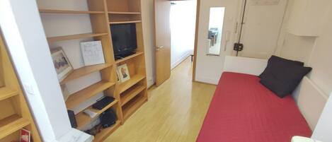 1 Schlafzimmer, Bügeleisen/Bügelbrett, kostenloses WLAN, Bettwäsche