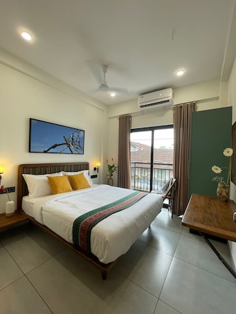Deluxe Room, City View | Free WiFi. CREEK HARBOUR KOCHI