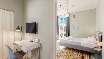 Tabla de planchar con plancha