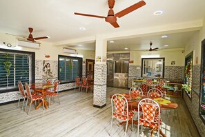 Restaurant - Manas Kanya Resort Mandarmani (Mandarmani)