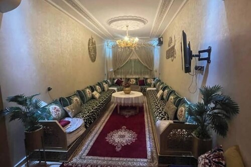 Chic & Cozy Apartment – Perfect for Groups!