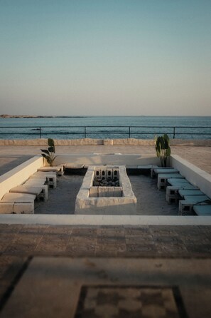 Terrace/patio - Roushan Resort  (Mirbat)