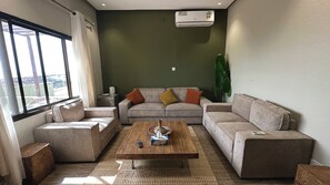 Bungalow, lanai, sjøutsikt | Oppholdsområde