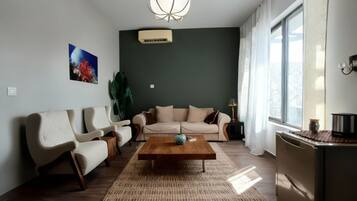 Bungalow, osittainen merinäköala | Oleskelualue