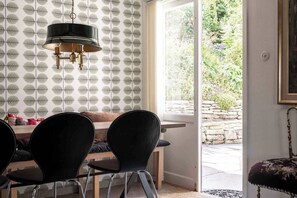 Dining - Charming 5-bed house in Central Visby with views (Visby)