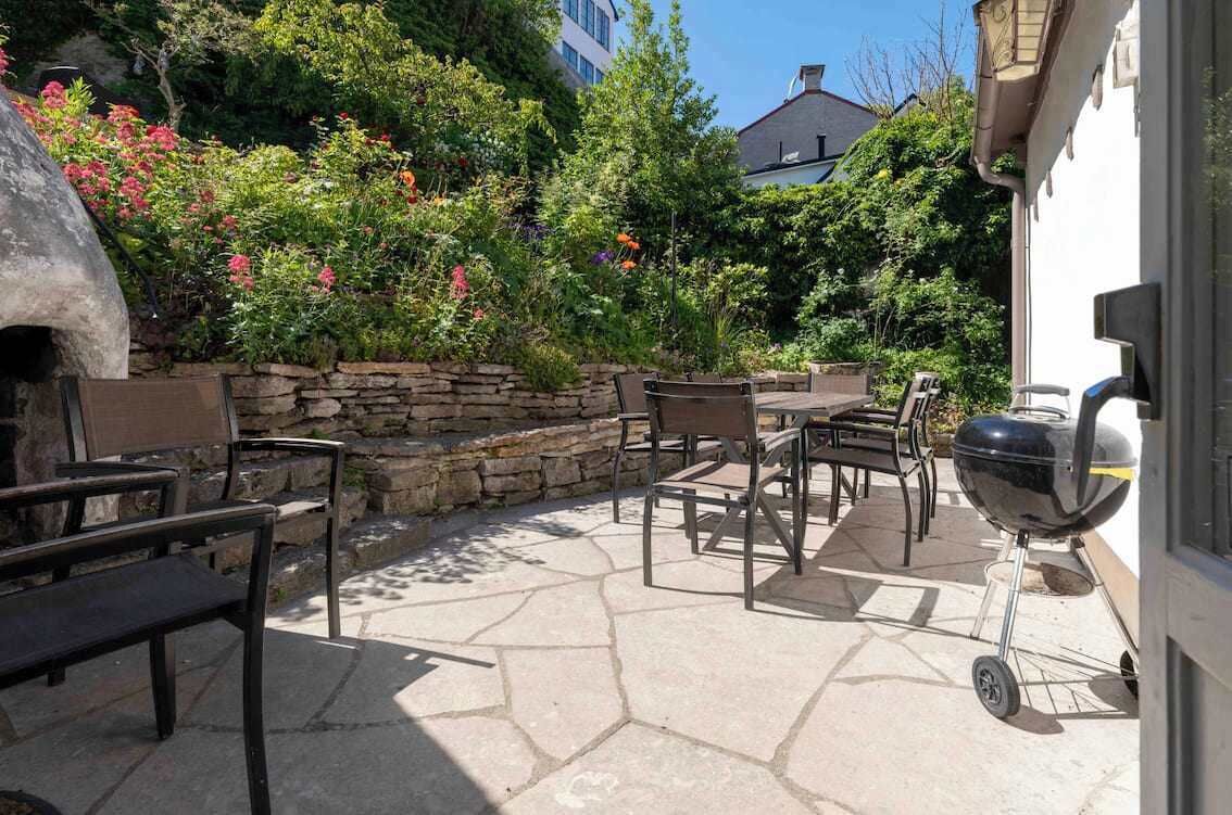 屋外ダイニングエリア