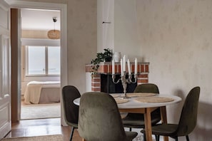 Dining - Cozy apartment in the middle of Visby (Visby)