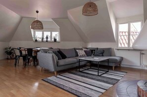 TV - Cozy 3-bedroom apartment in the center of Visby (Visby)
