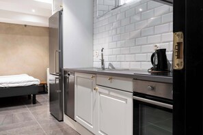 Fridge, oven, stovetop, dishwasher - Lovely apartment in central Visby (Visby)