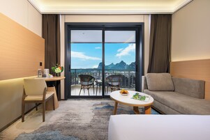 Habitación Elite doble, vistas a la colina | Ropa de cama de alta calidad y decoración individual