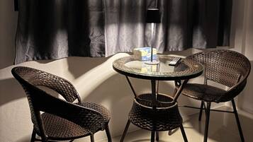 Deluxe Single Room, Lanai | Free WiFi