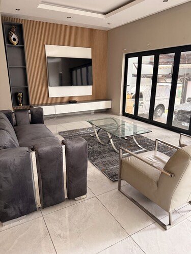 Your place of comfort,close to activities and perfect for a staycation