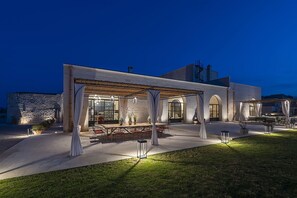 Accommodation