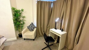 Slaapzaal, 1 slaapkamer | Interieur