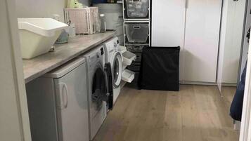 Villa, 4 Bedrooms, Private Pool, Garden View | Interior