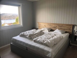 Villa, 4 Bedrooms, Private Pool, Garden View - House With Oceanview, 4 Bedrooms, Close to Bergen (Alver)