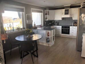 別墅, 4 間臥室, 私人泳池, 花園景 | 內部