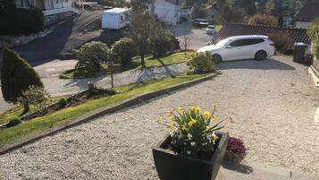 Villa, 4 Bedrooms, Private Pool, Garden View | Property grounds