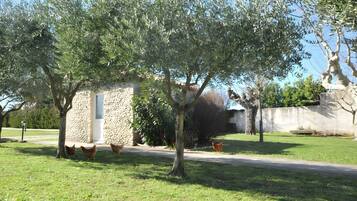 Jardines del alojamiento